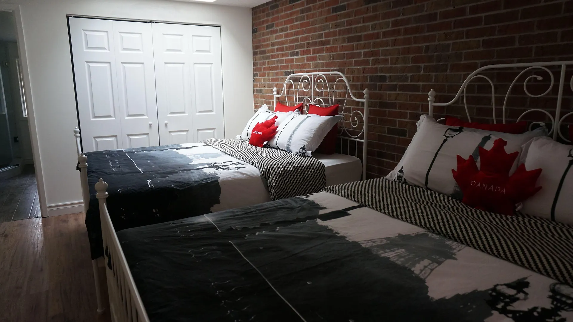 ホテル マージー タウンホーム スイーツ トロント