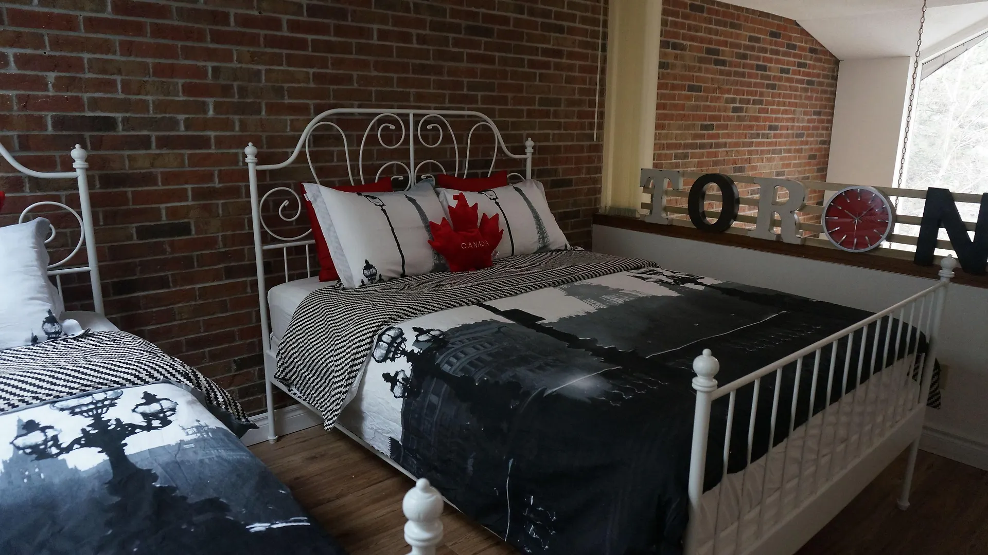 ホテル マージー タウンホーム スイーツ トロント