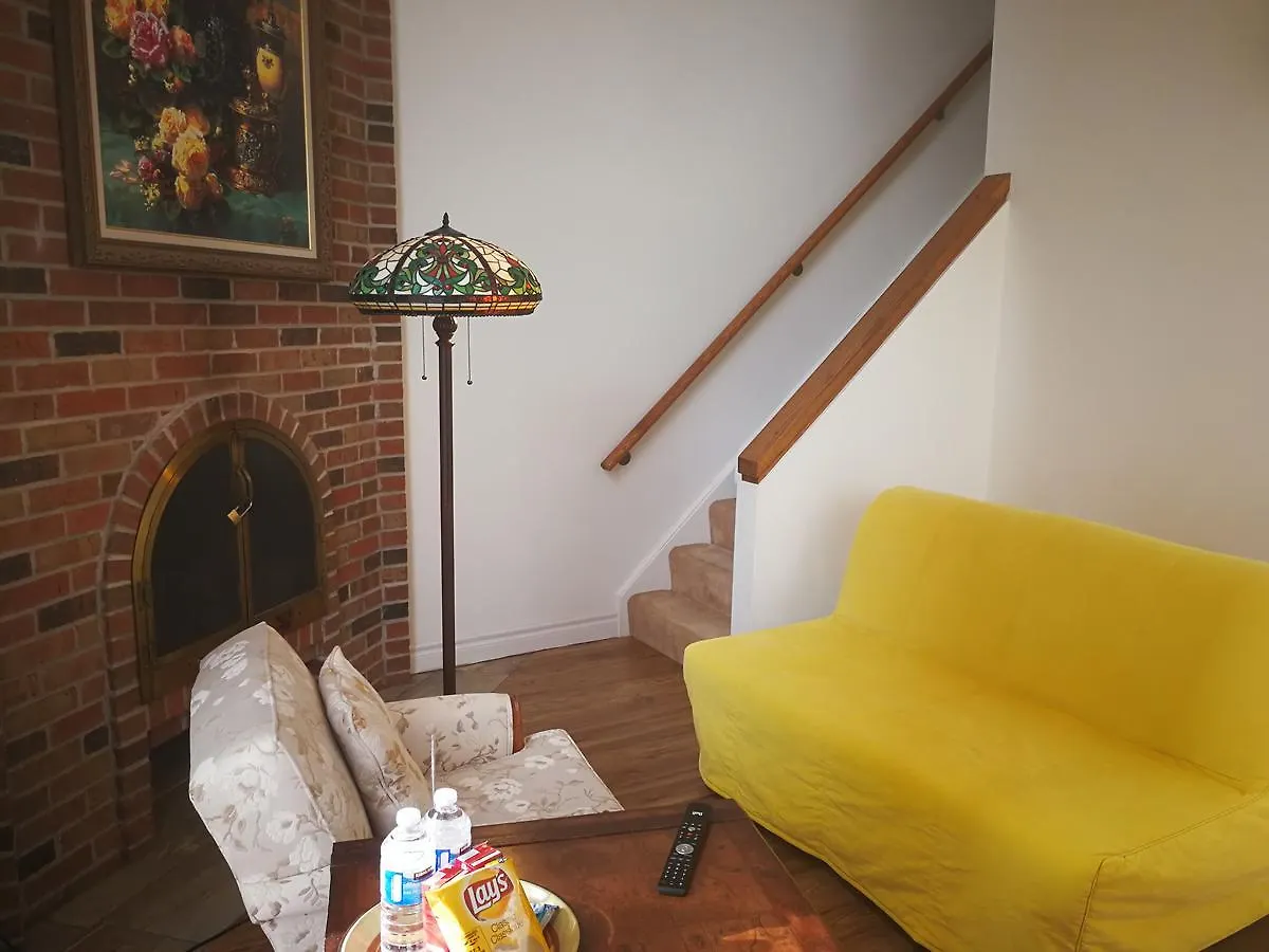 *** ゲストハウス ホテル マージー タウンホーム スイーツ トロント カナダ