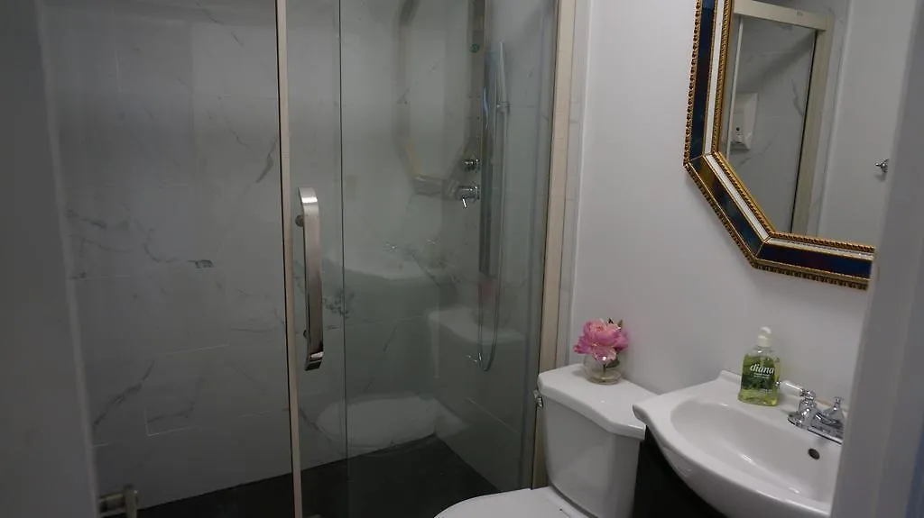 Pensión Margie Townhome Suites Toronto